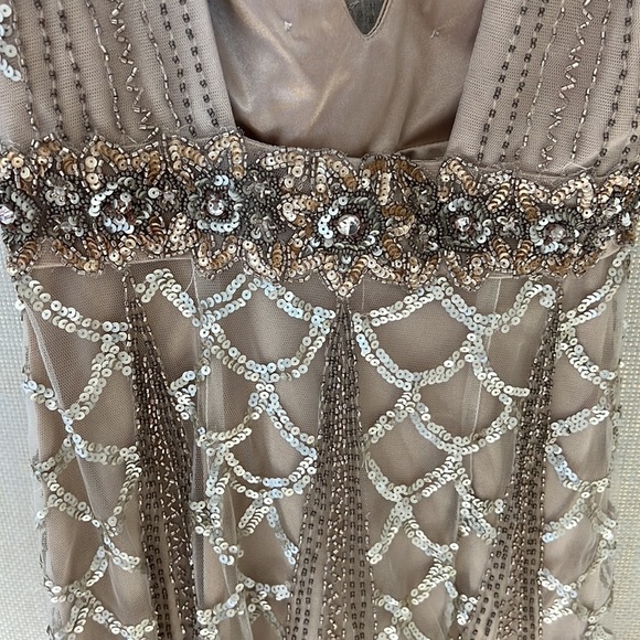 Sue Wong champagne/rose gold cocktail sheath with feathers and sequins. … - Picture 3 of 4